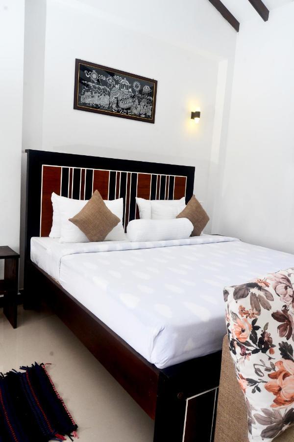 High Grade Ella Bed & Breakfast Ngoại thất bức ảnh